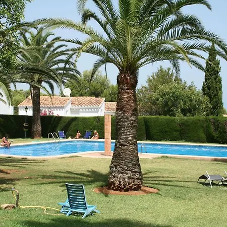 Almendros A *